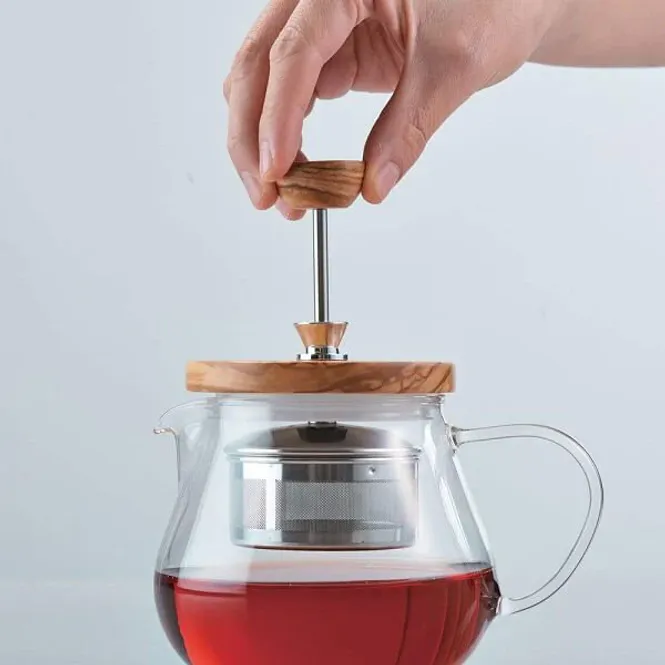 Hovedbilde Hario Teaor pull up tebrygger i glass og oliventre. 450ml